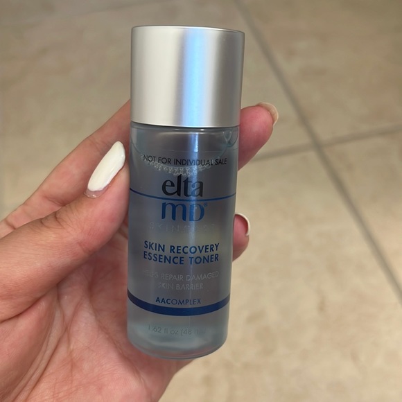 EltaMD Other - eltaMD Skin Recovery Essence Toner 48ml Travel Size NEVER USED